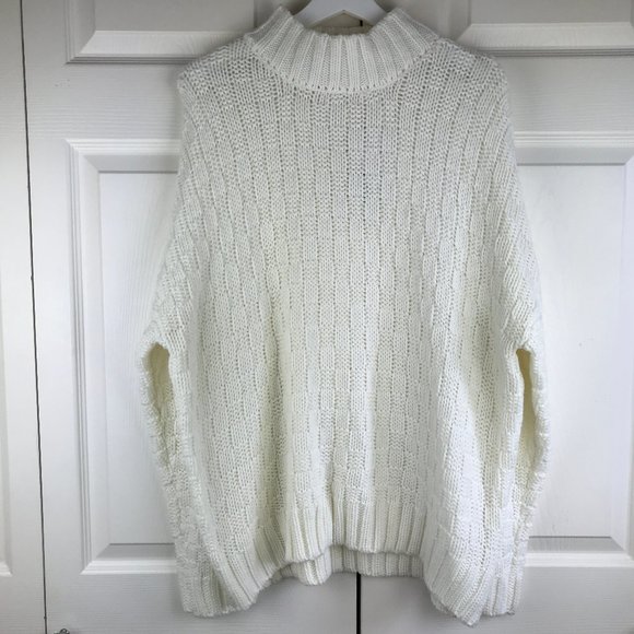 ONE A Sweater Long Sleeves Winter White NWT XL